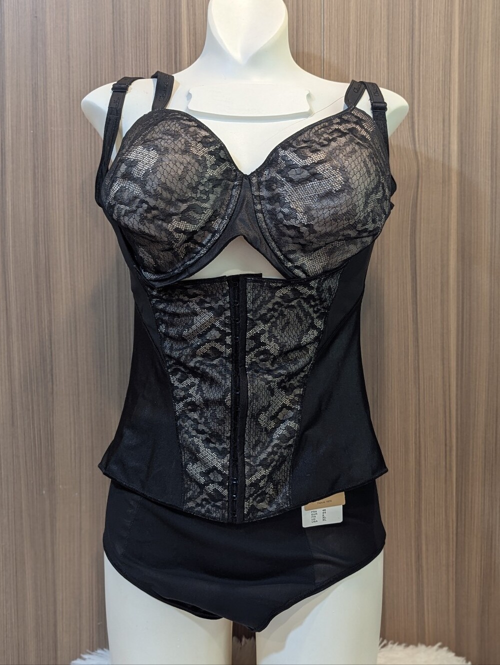 NWT Chantelle Black Sexy Shaping 3-Piece Set:Bra (38D), Corselette (XL) & Thong